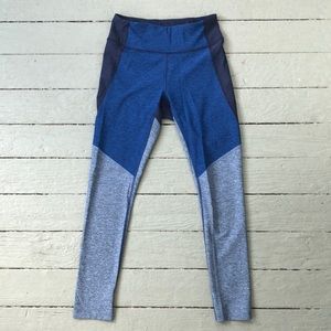 Outdoor Voices colorblock legging small